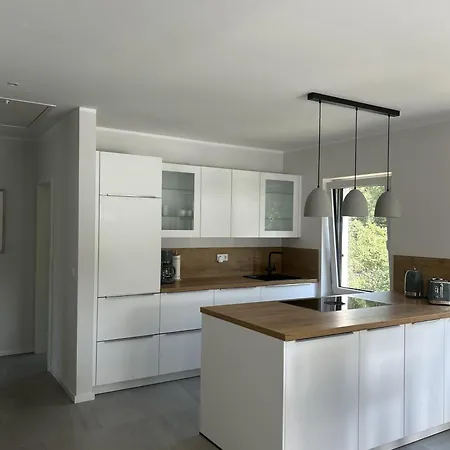 Waldesruh Mit Kaminofen Und Balkon דירה